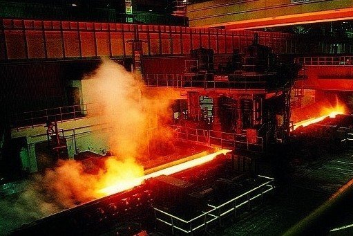 宝钢发生铁水包倾翻事故造成2人死亡图片