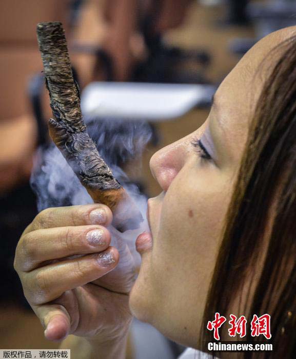 ���壺�Ű;ٰ��ѩ�ѱ��� �����̻���߻�ʤ��4��