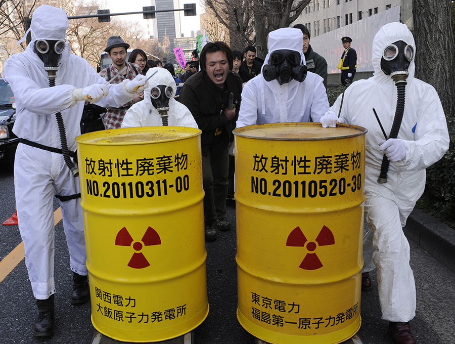 3月9日,在"3·11大地震"和福岛核事故三周年前夕,日本民众在首都东京