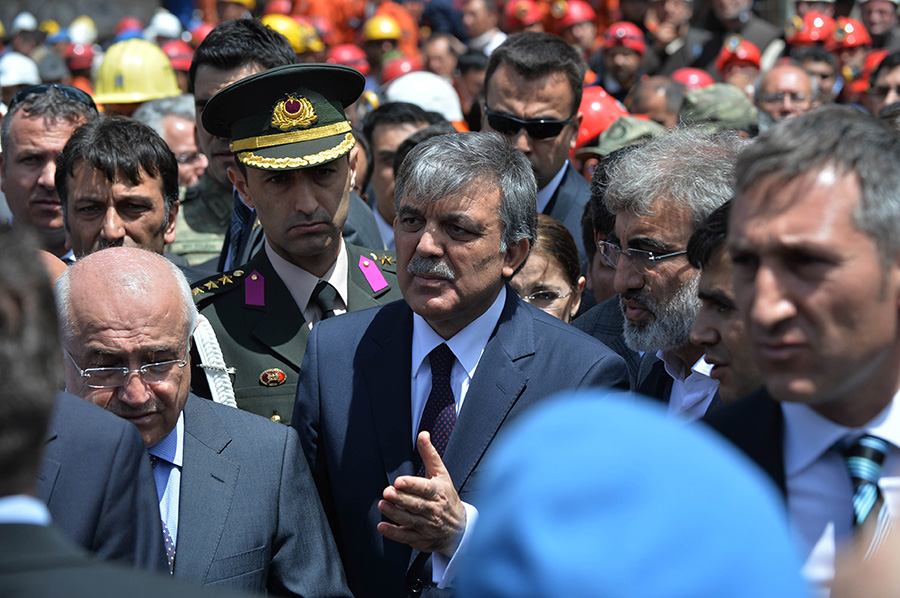5��15�գ���������������ʡ������������������ͳ�Ӷ����У��Ӳ���ѹ��ء��»������ ¬����