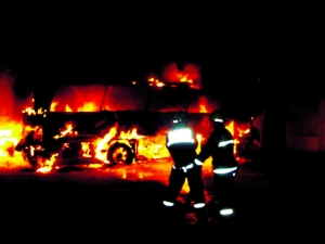 山东临沂批量生产纯电动客车 续驶里程中国最